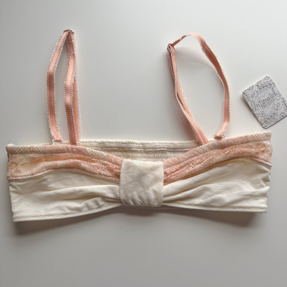 NWT | FREE PEOPLE | INTIMATELY CONVERTIBLE SMOCKED LACE BANDEAU BRA VINTAGE XS